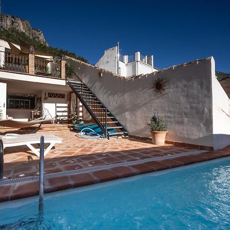 فيلا Eagles Nest - Massive Townhouse With Pool With Outstanding Views الجودوناليس المظهر الخارجي الصورة