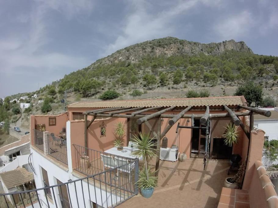 فيلا Eagles Nest - Massive Townhouse With Pool With Outstanding Views الجودوناليس المظهر الخارجي الصورة